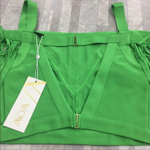💚WOW Couture Crop💚 - Picture 3 of 3